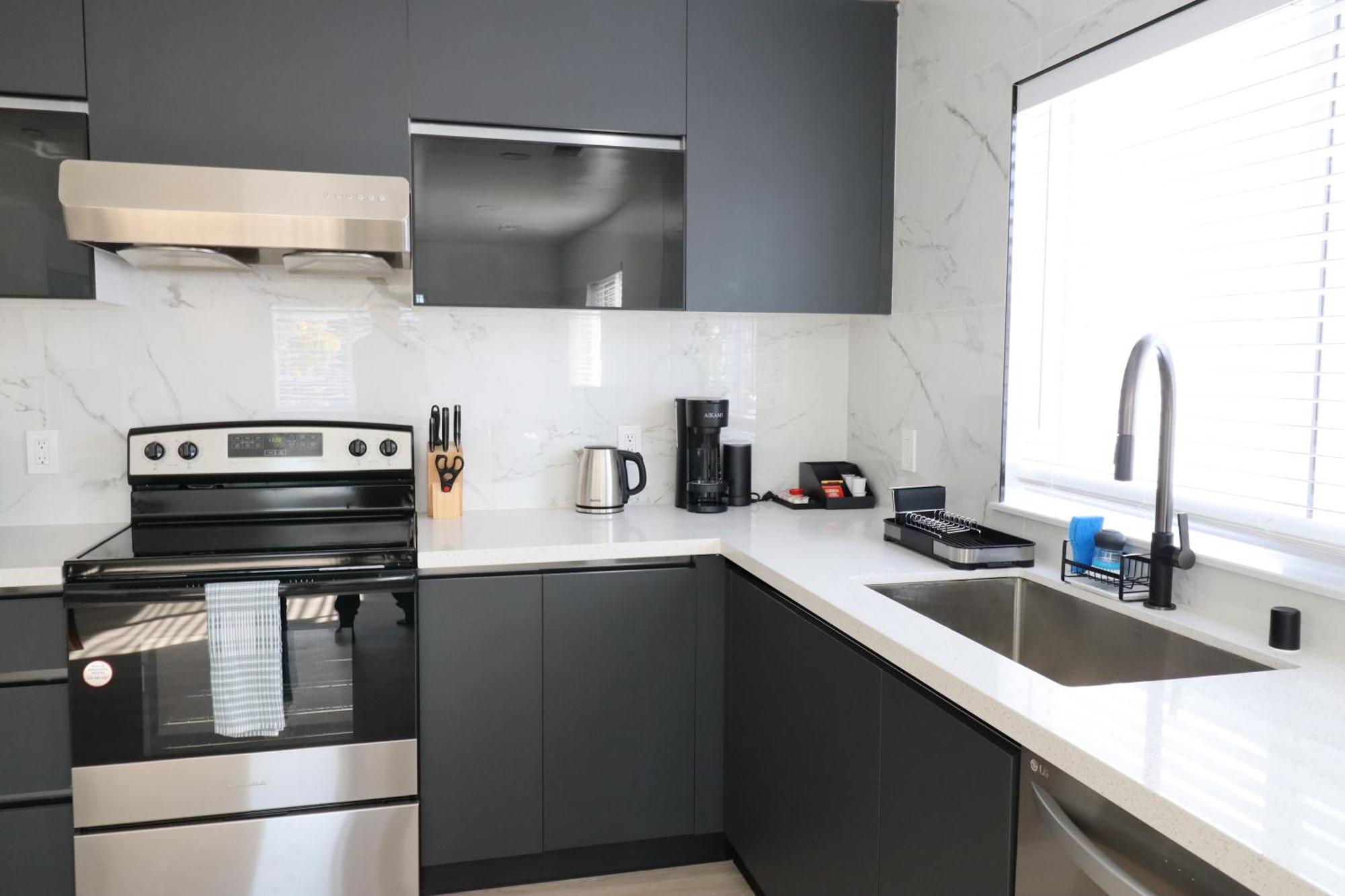 Sj3-a Fully In Style 2br 2ba Downtown Up To 20 Percent Off * San Jose