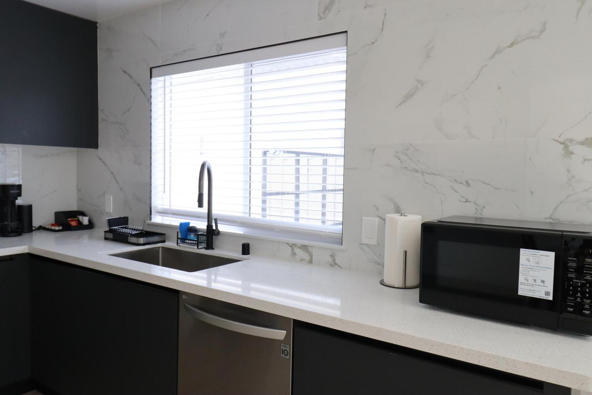 Sj3-a Fully In Style 2br 2ba Downtown Up To 20 Percent Off Holiday home San Jose