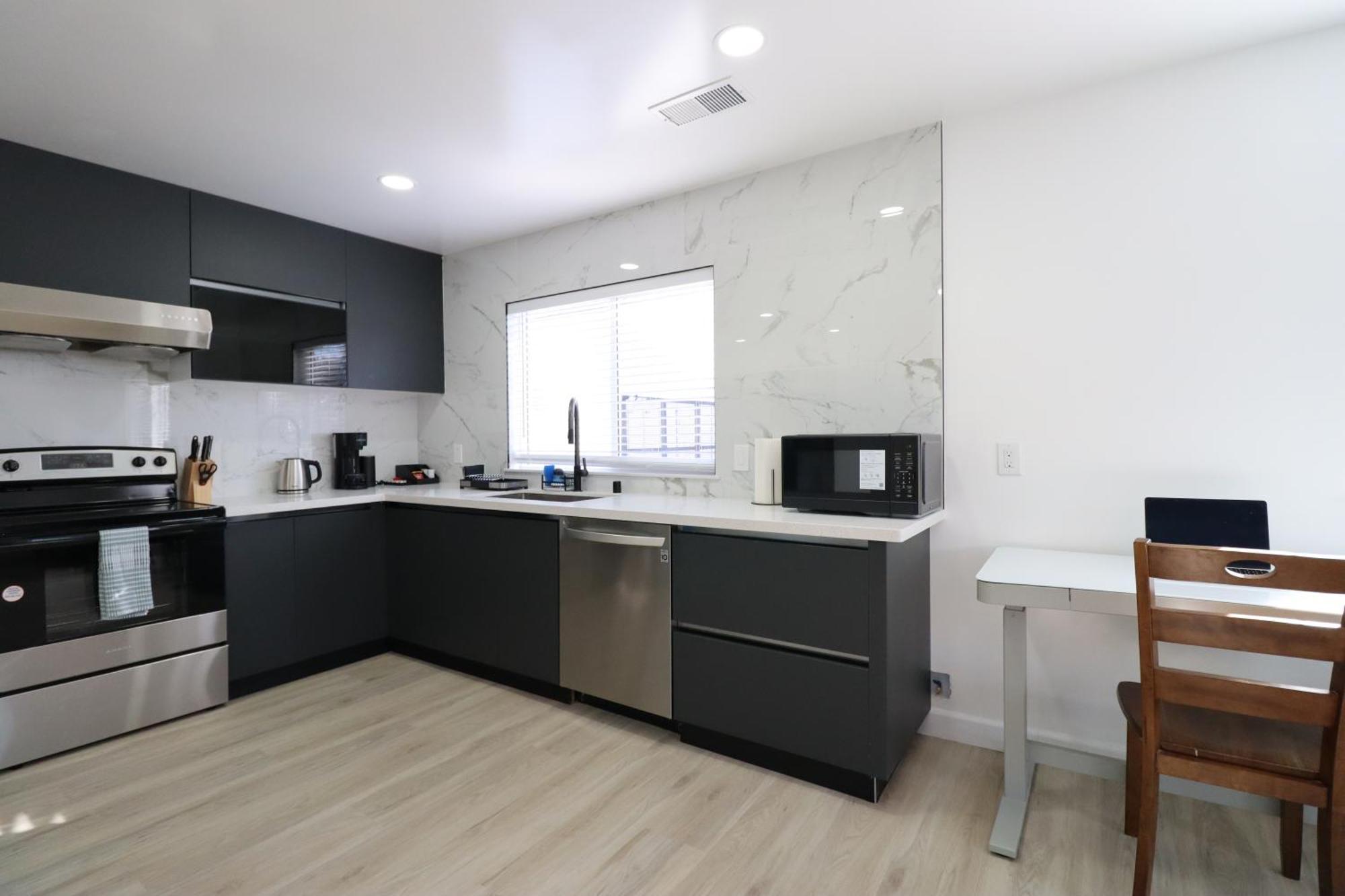 Sj3-a Fully In Style 2br 2ba Downtown Up To 20 Percent Off San Jose