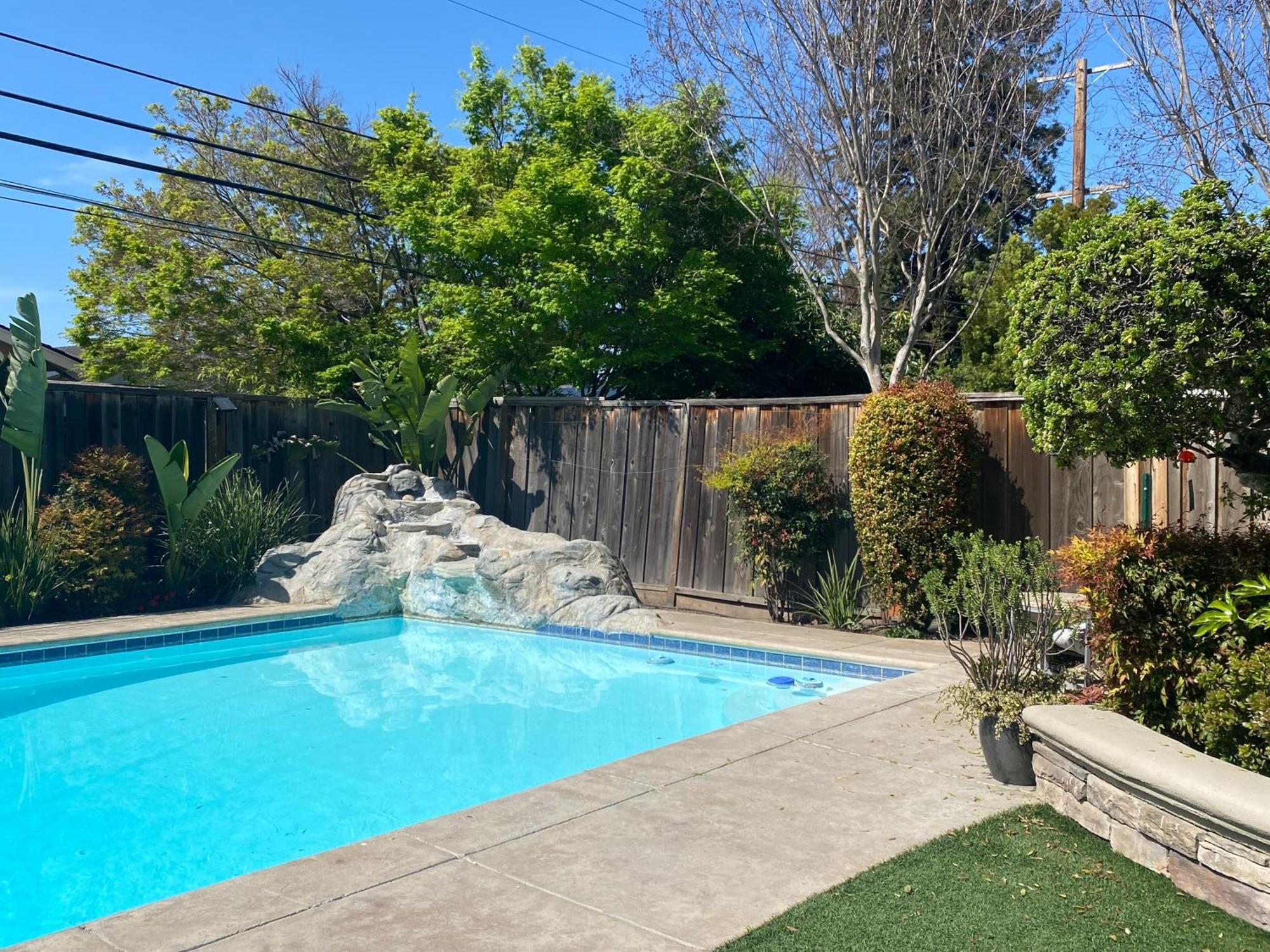 Peaceful Large 1, 3 Mins To Santana Row San Jose