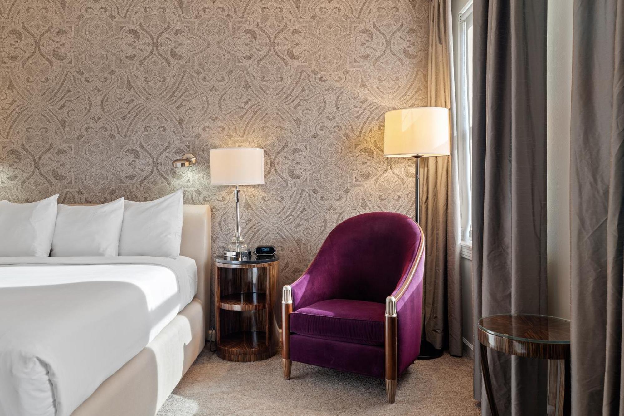 De Anza Hotel