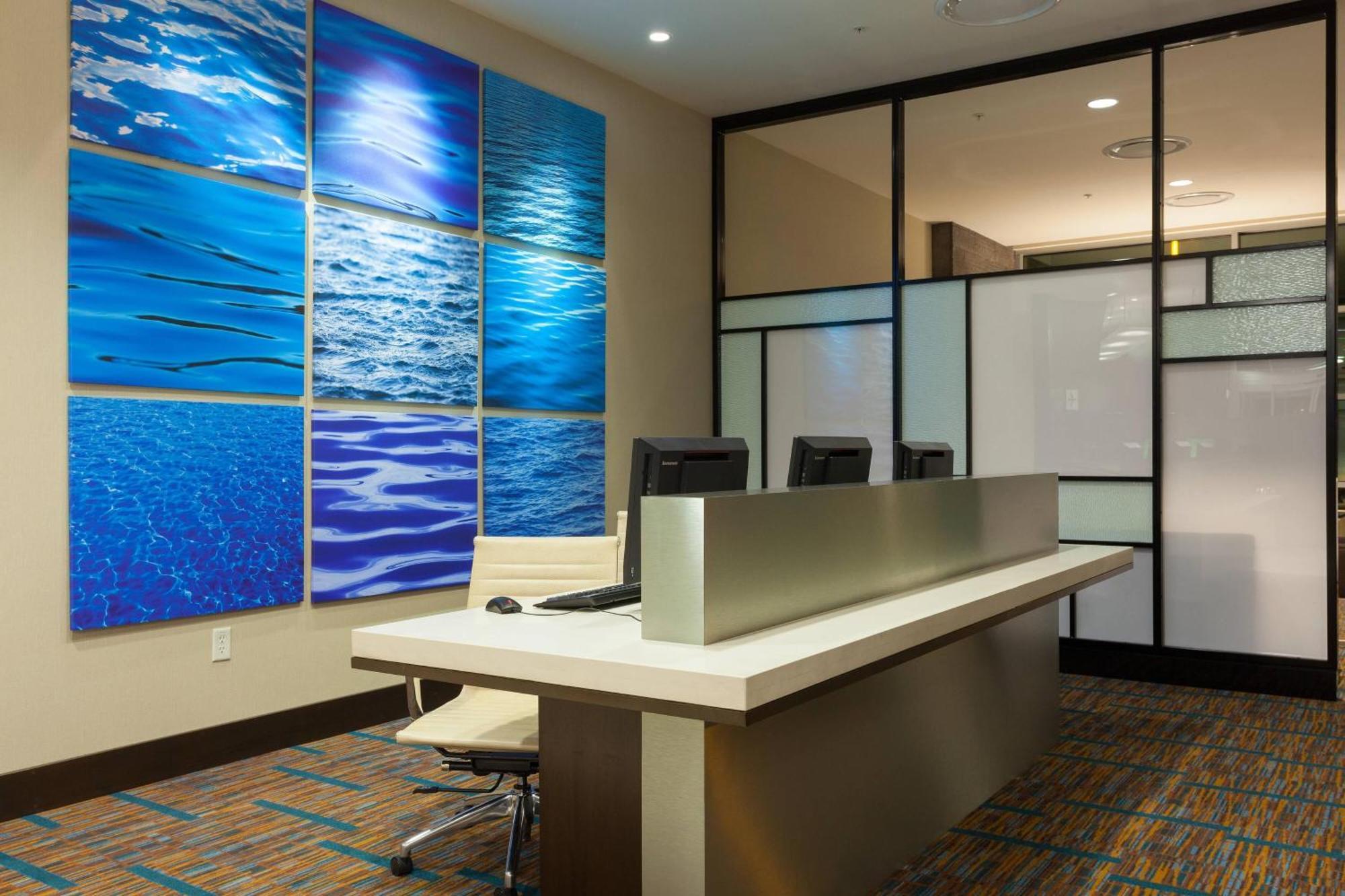 Hotel Courtyard By Marriott North/ Silicon Valley
