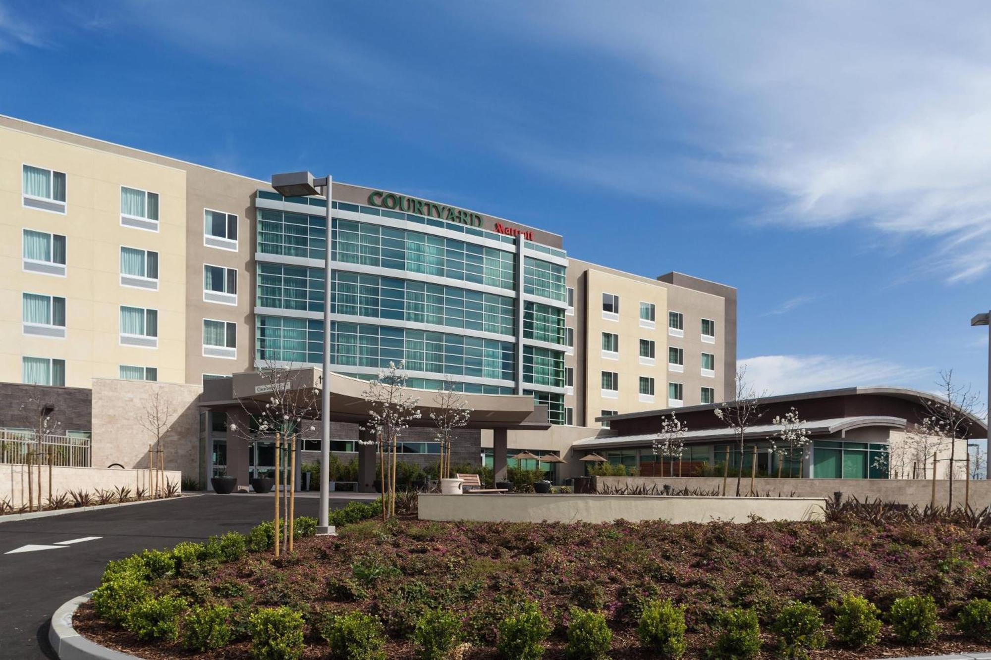 Hotel Courtyard By Marriott North/ Silicon Valley 3*