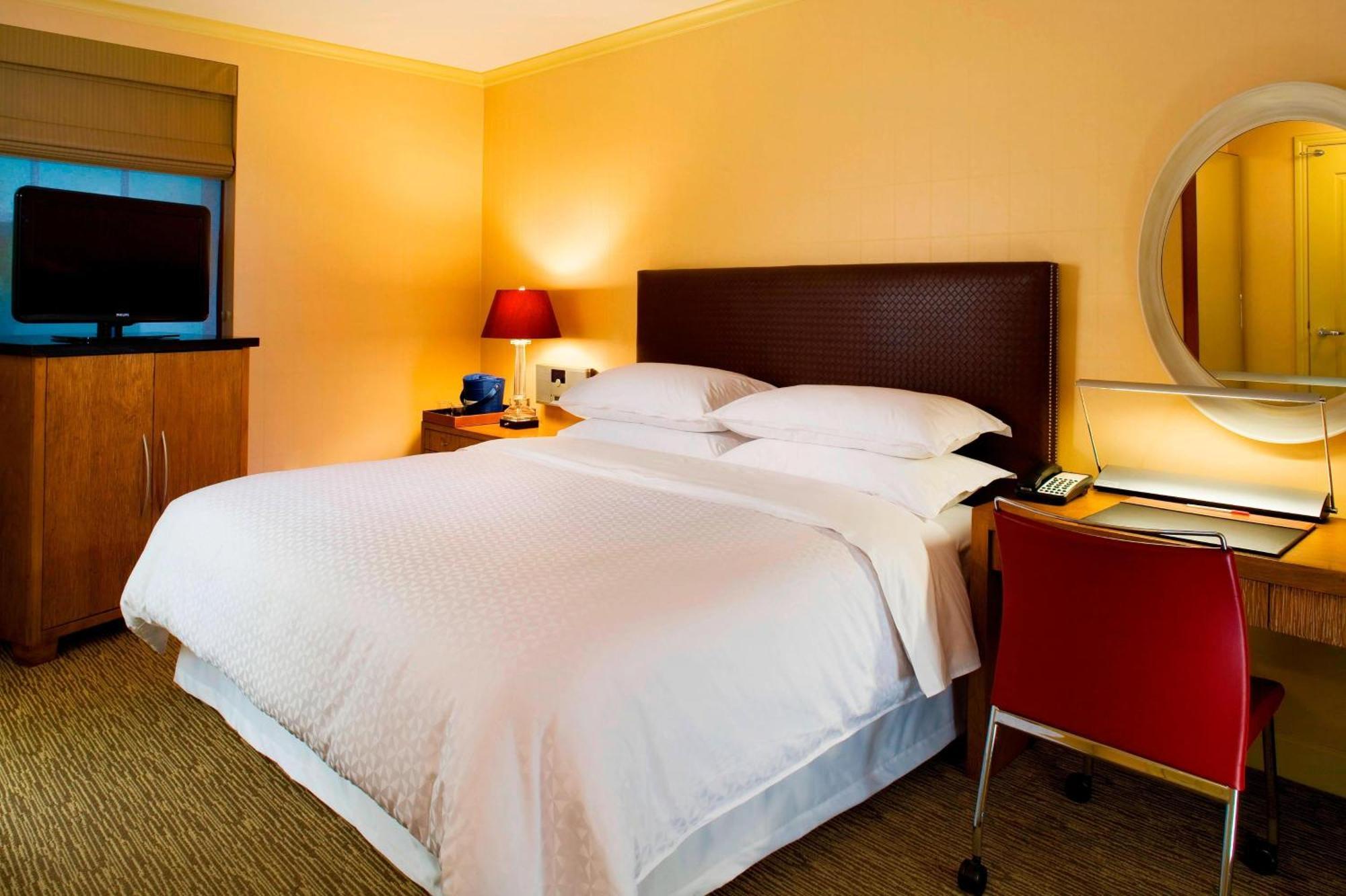 Four Points By Sheraton Downtown 3* São José
