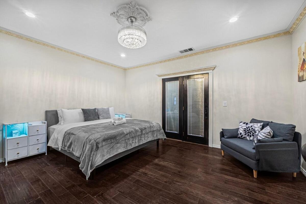 Stunning Design 7bed5bath In Heart Holiday home San Jose