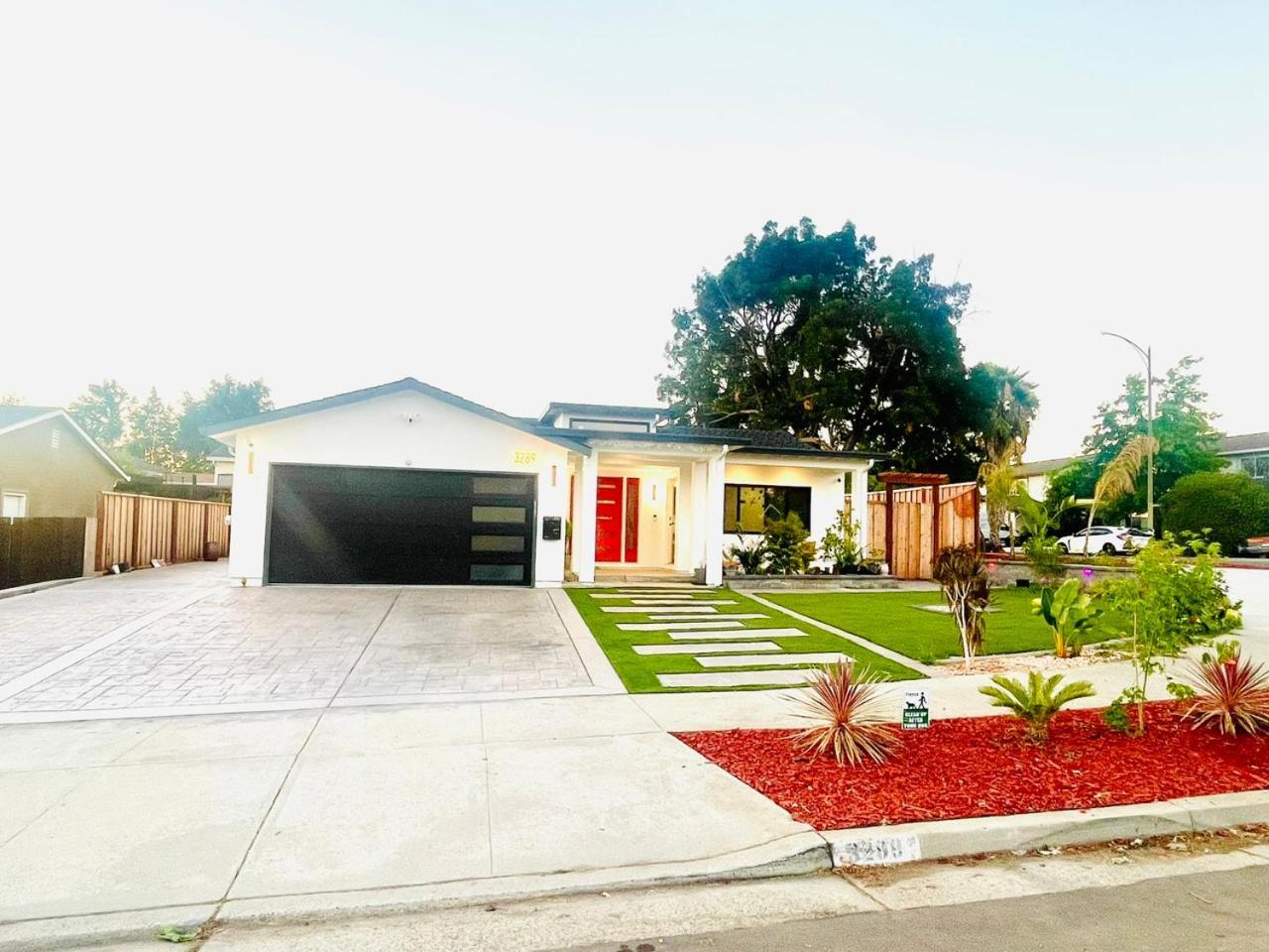 Cozy Modern Guest house