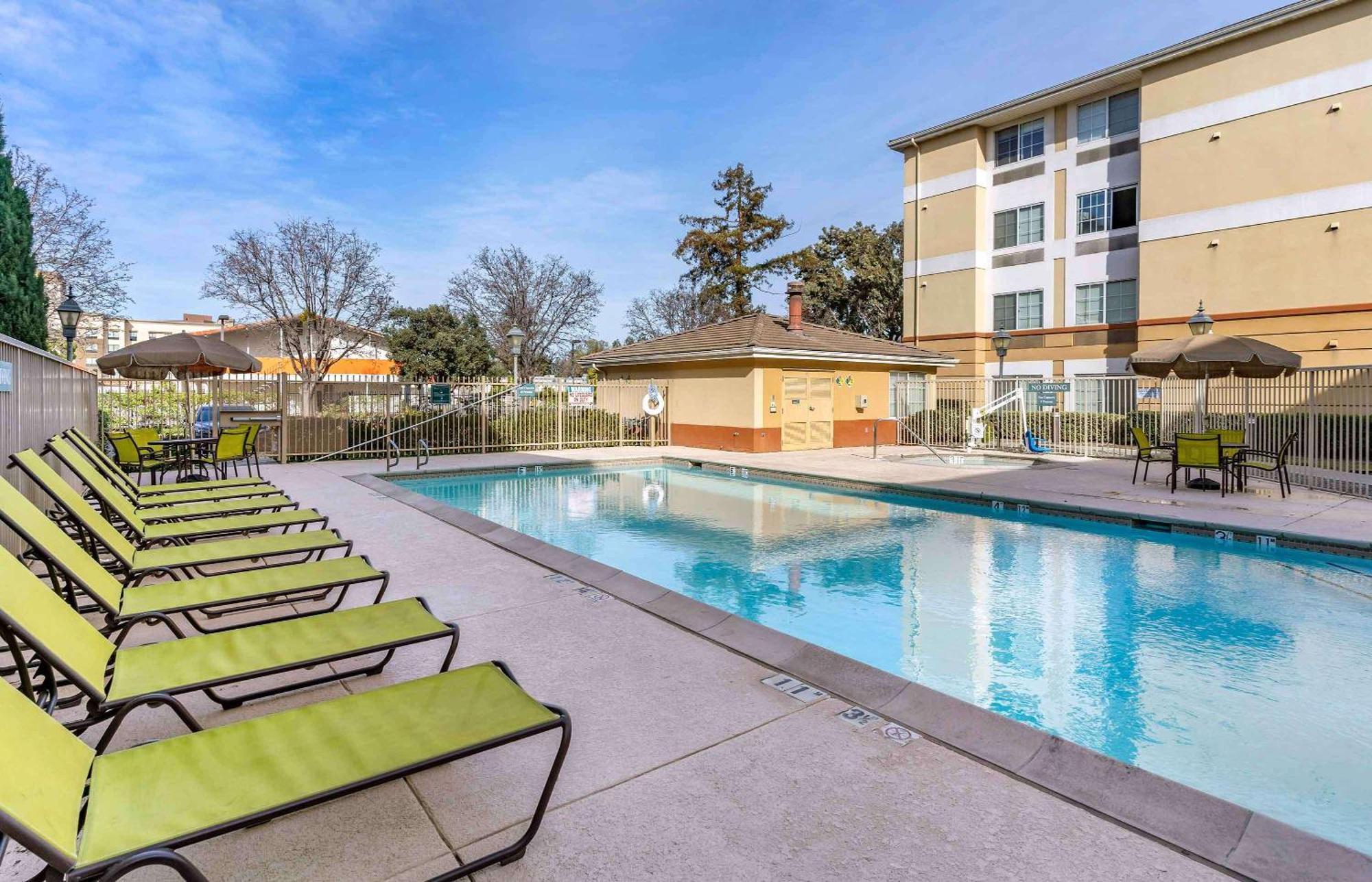 Hotel Extended America Premier - - Airport 3*