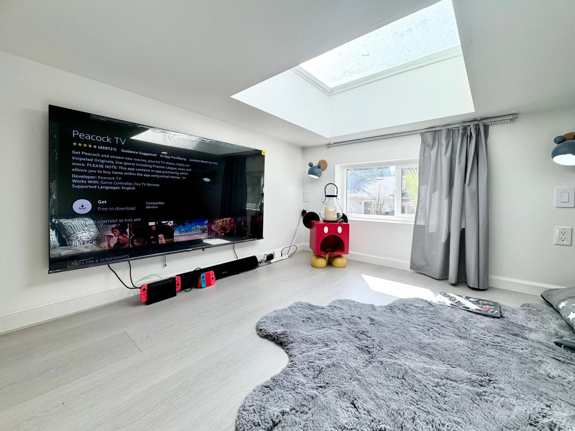 Family Pick, Mickey Dream Loft And Tree House Apartment San Jose