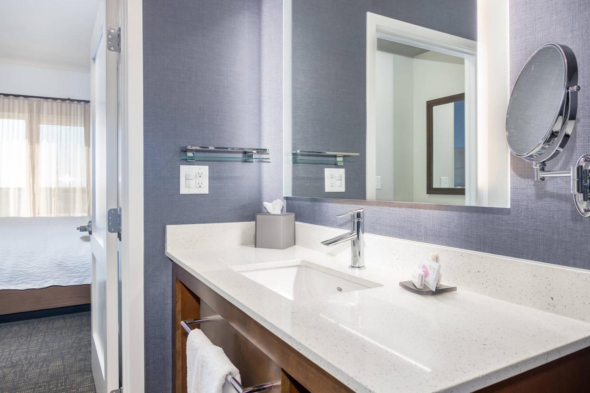 Hotel By Marriott North/silicon Valley 3*