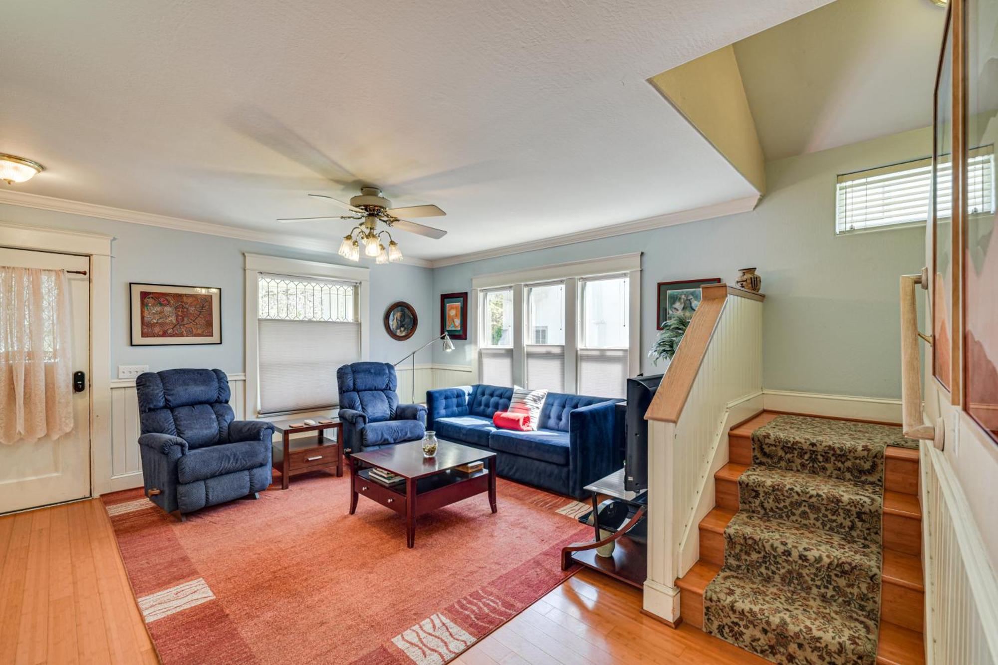 6 Blocks To Sjsu Cozy With Deck And Koi Pond Holiday home *