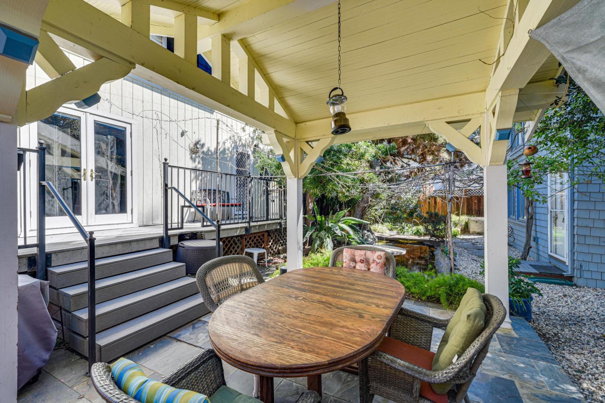 Holiday home 6 Blocks To Sjsu Cozy With Deck And Koi Pond *