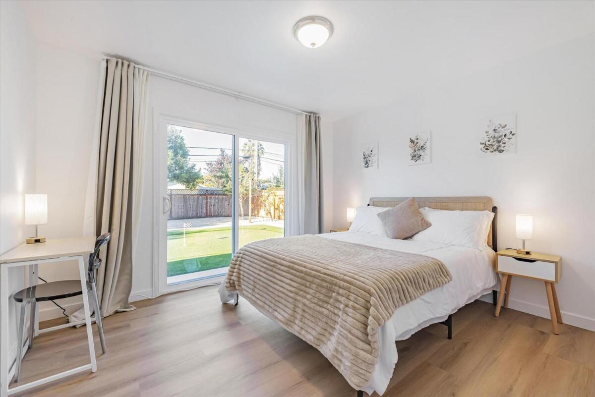 Modern Cozy House With Mini Golf Near Santa Clara San Jose