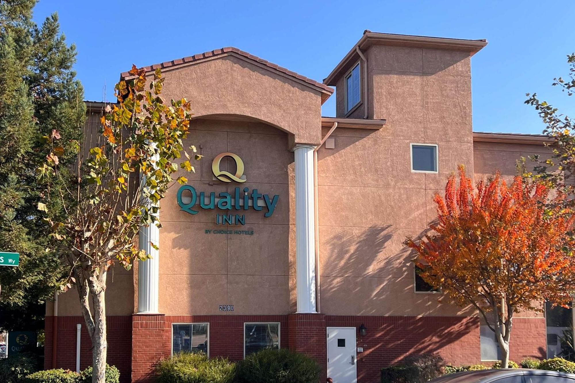 Inn Quality Airport-silicon Valley 3*
