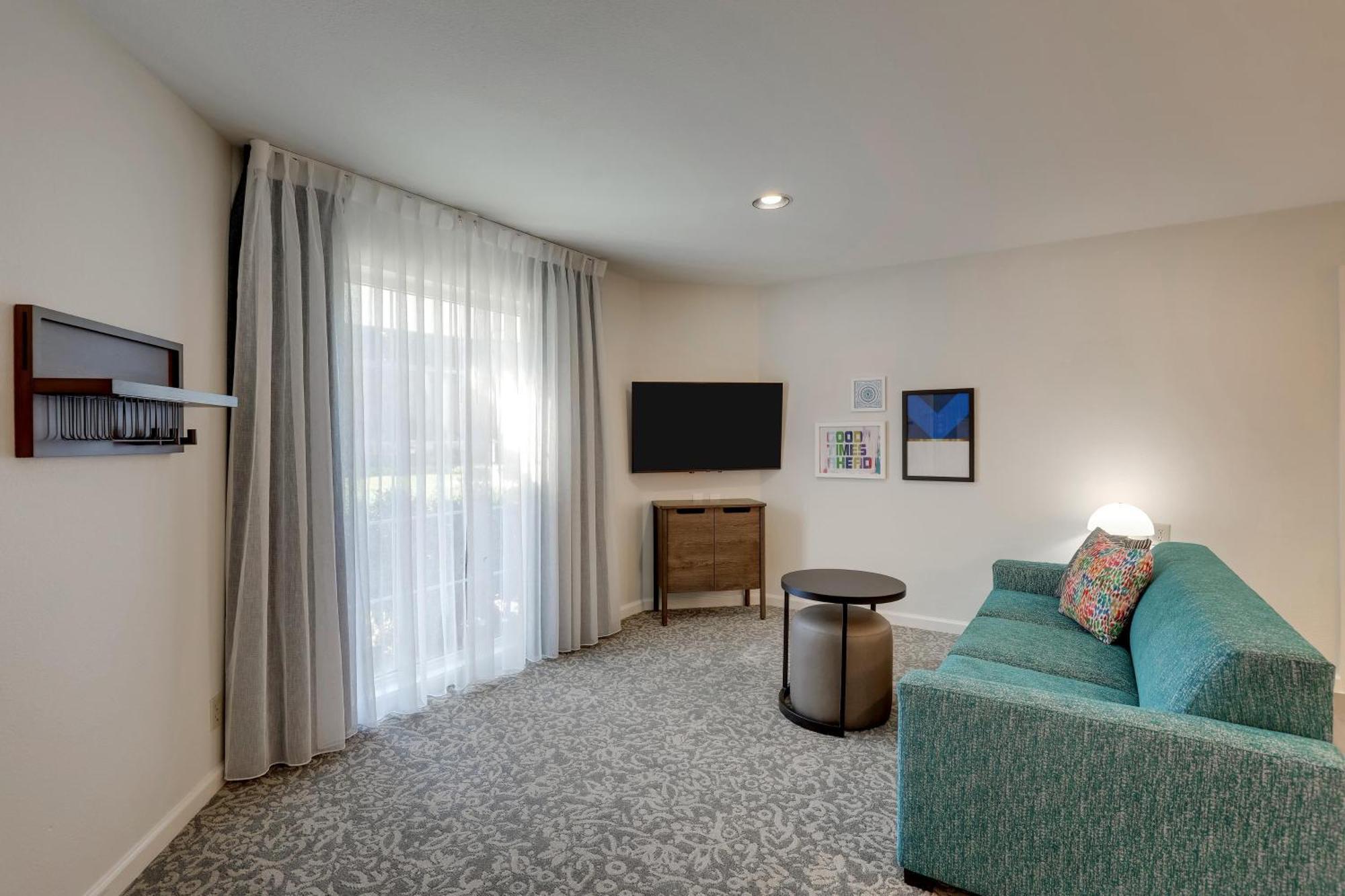 Sonesta Es - Airport 3*