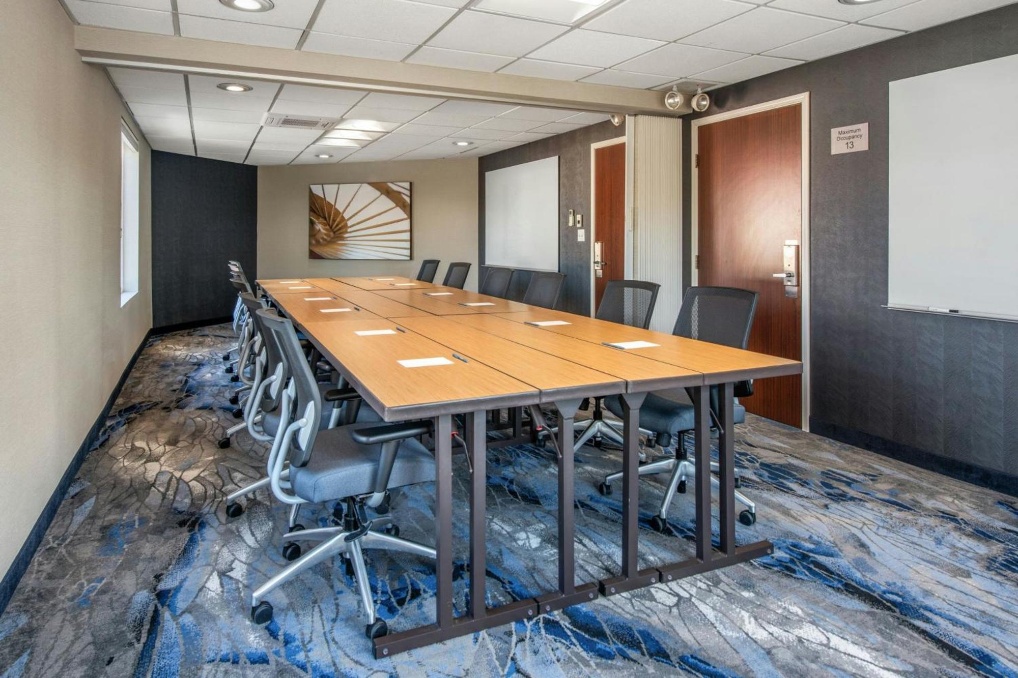 Hotel Fairfield And By Marriott Airport San Jose