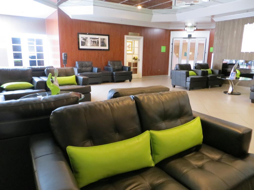 Wyndham Garden Airport Hotel San Jose