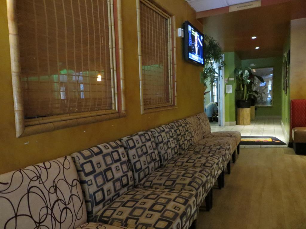 Wyndham Garden Airport 3* San Jose