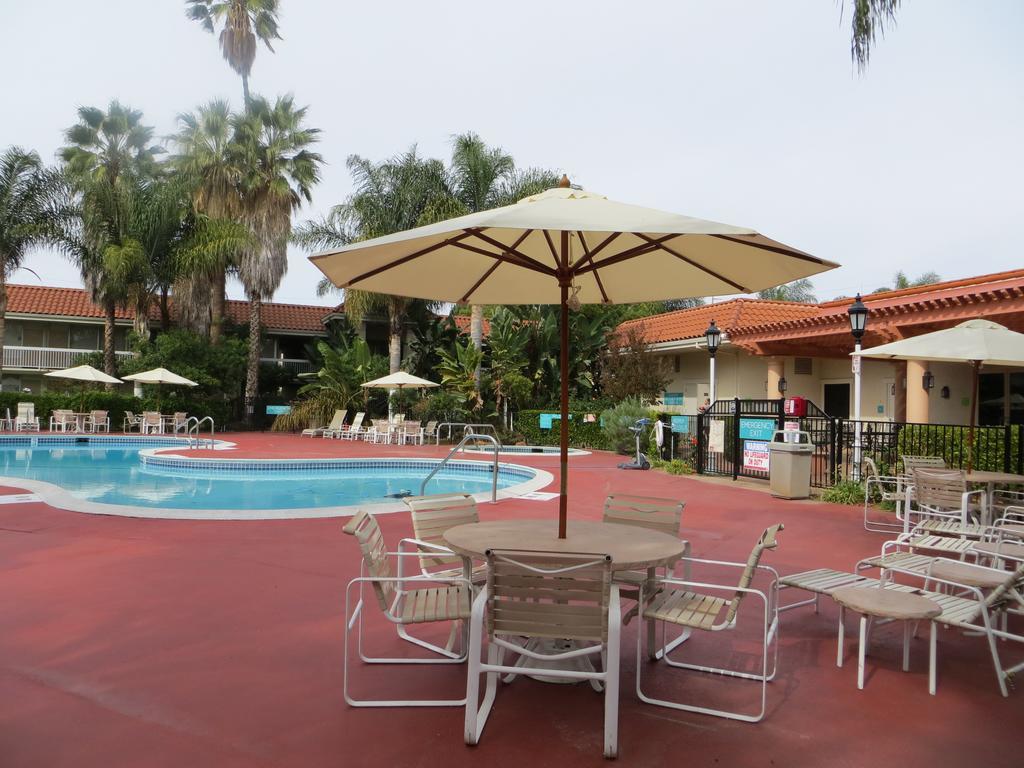 Wyndham Garden Airport San Jose