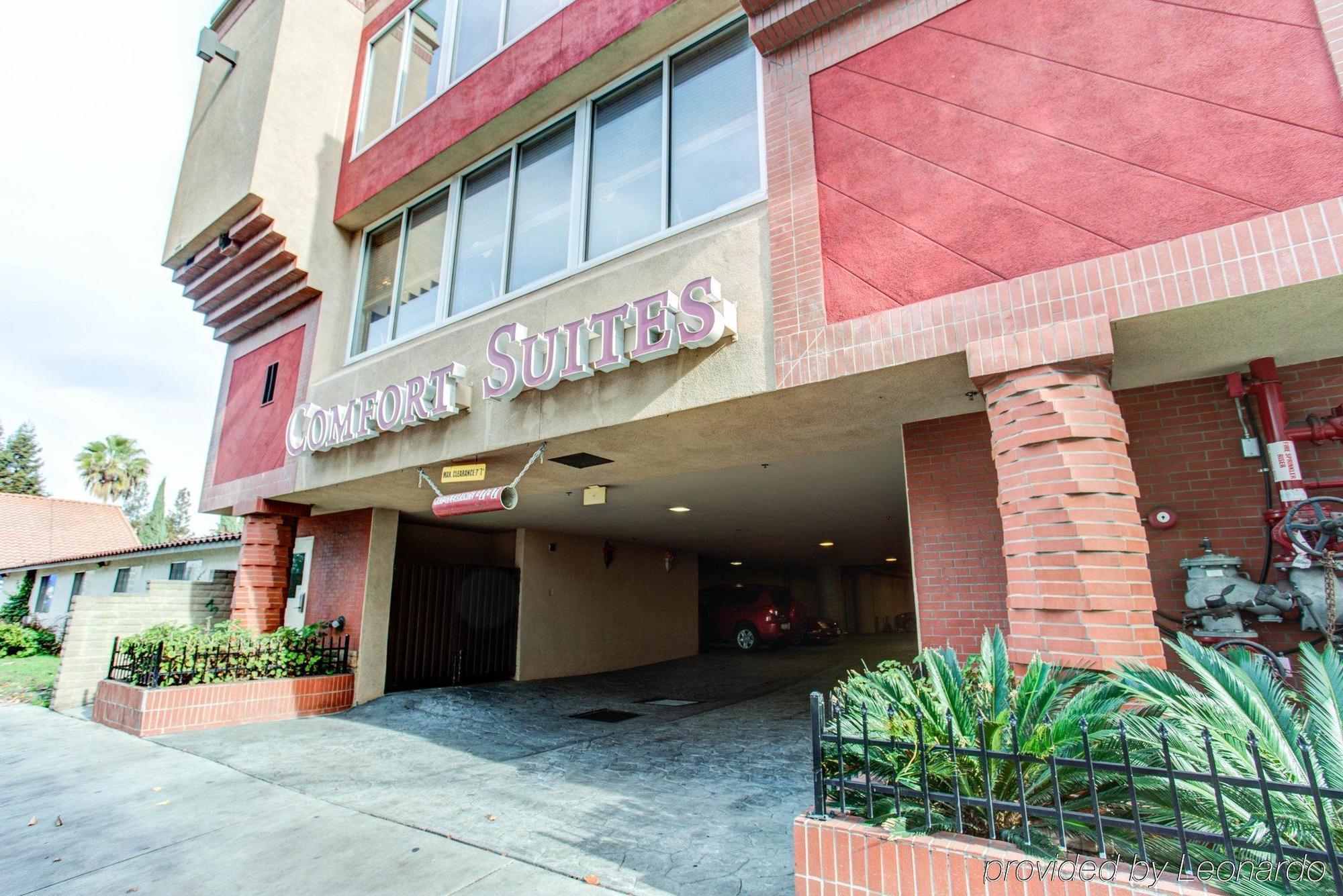 Hotel Comfort Airport 3*