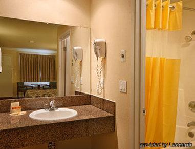 Rodeway Hwy-101 Tully Rd Exit Inn San Jose