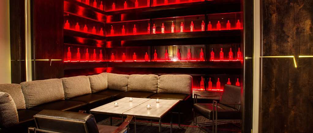 Valencia Santana Row 4*