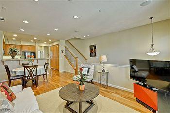 Elf Homes 3 Bedroom House On Cole Place * San Jose