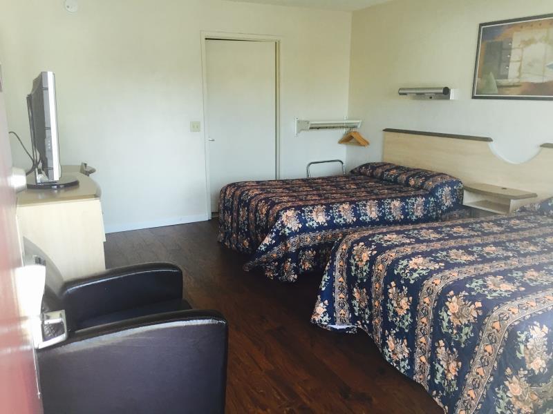 Airport Motel