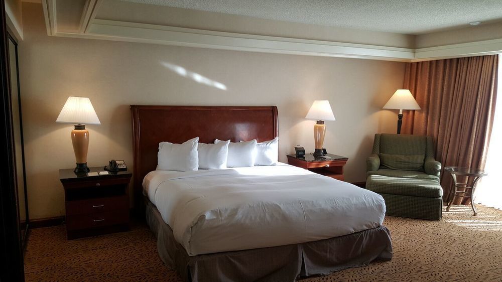 Doubletree By Hilton Hotel