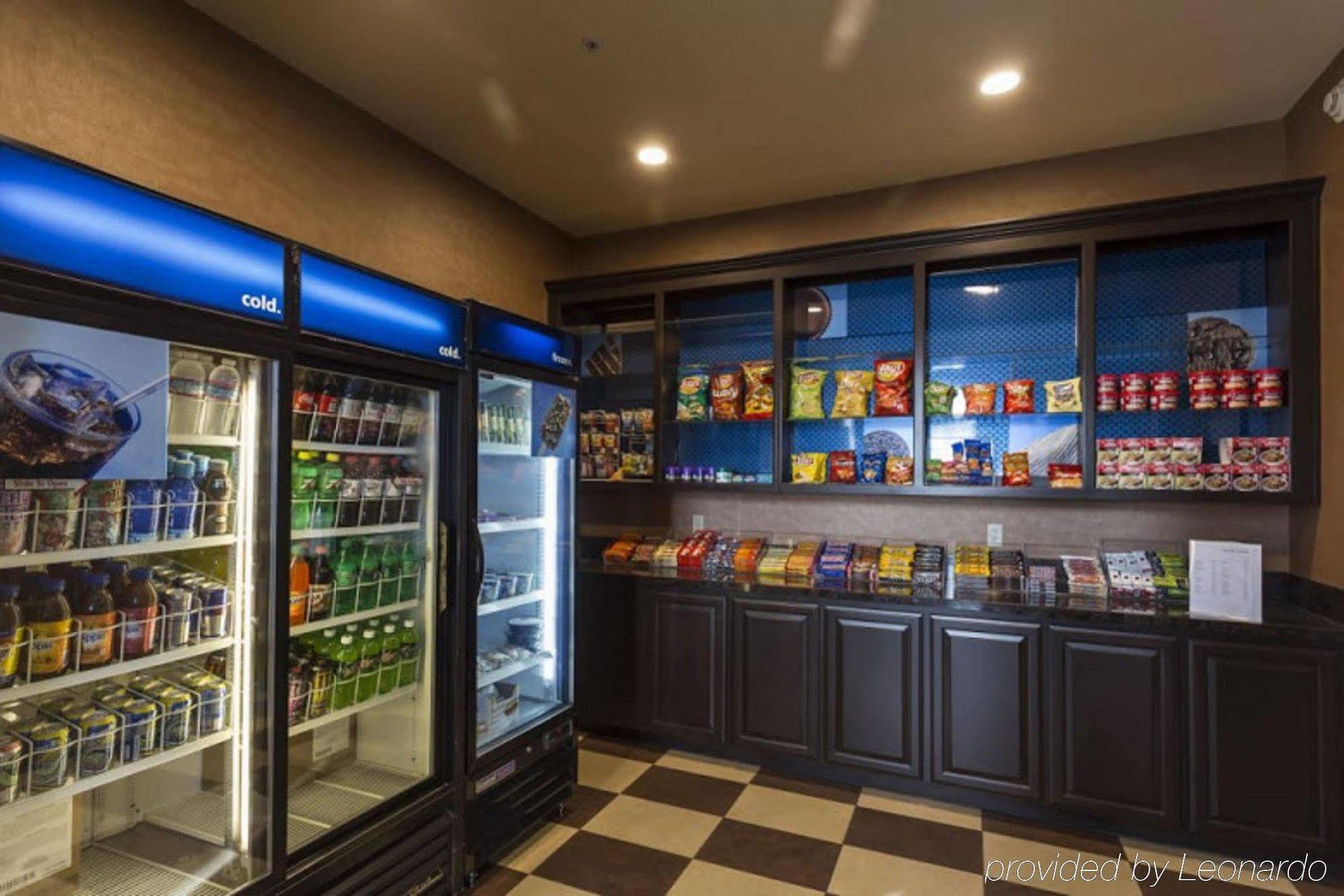 Hotel Hampton & San Jose