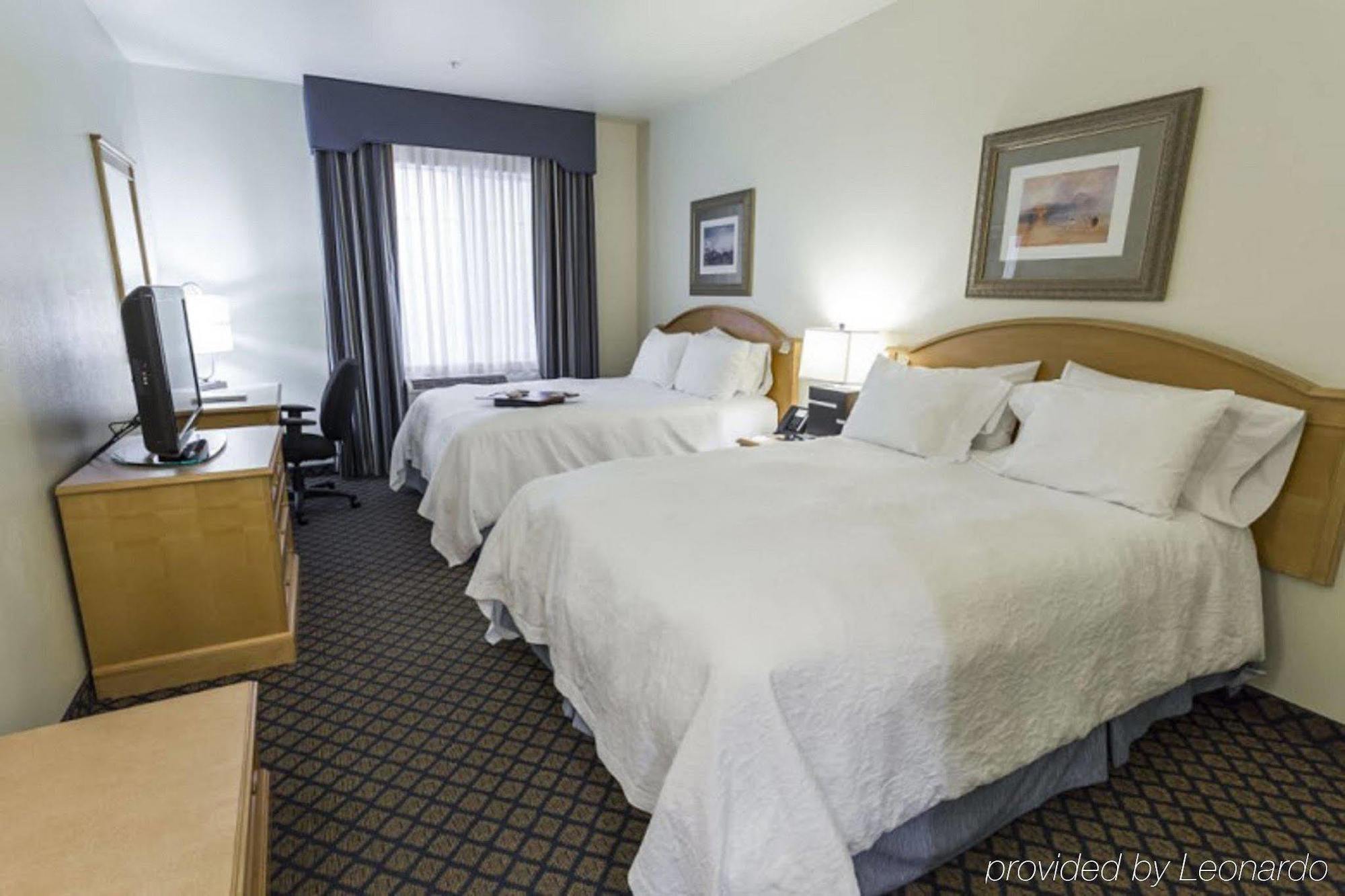 Hotel Hampton & 3*