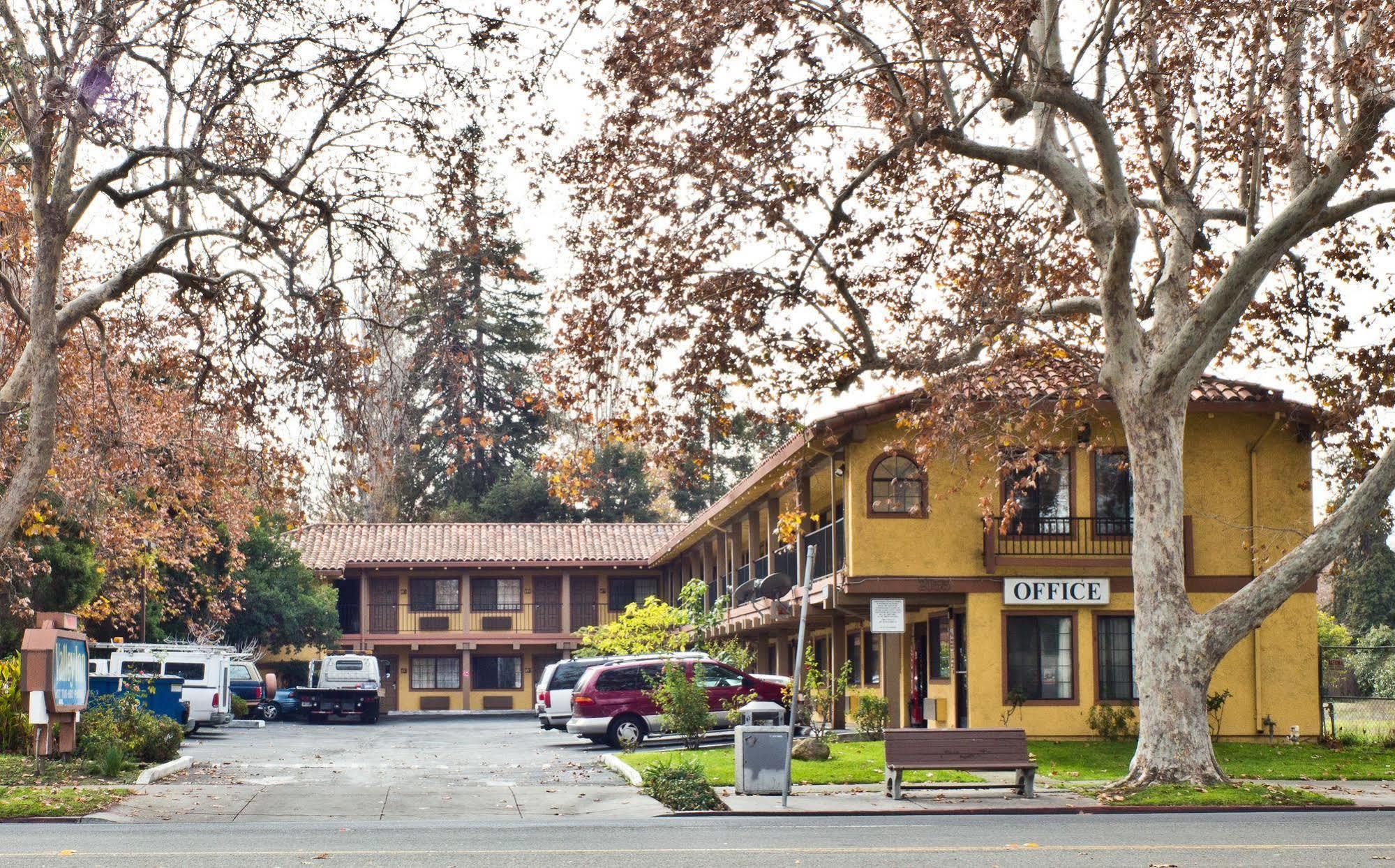 Motel Valley