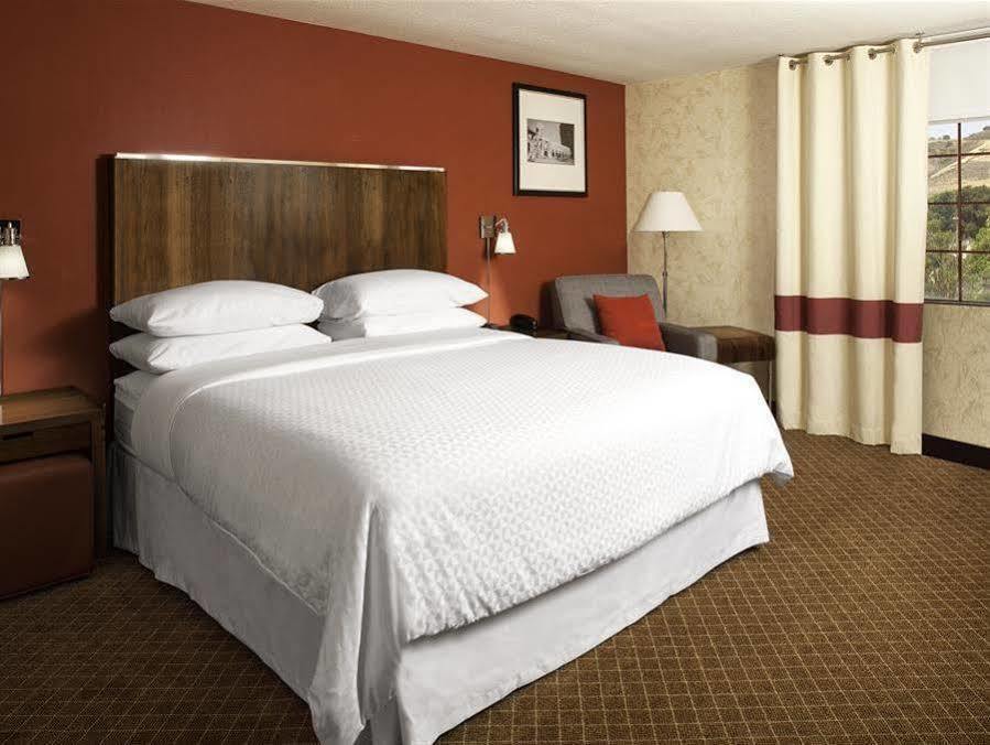 Wyndham Garden Silicon Valley Hotel