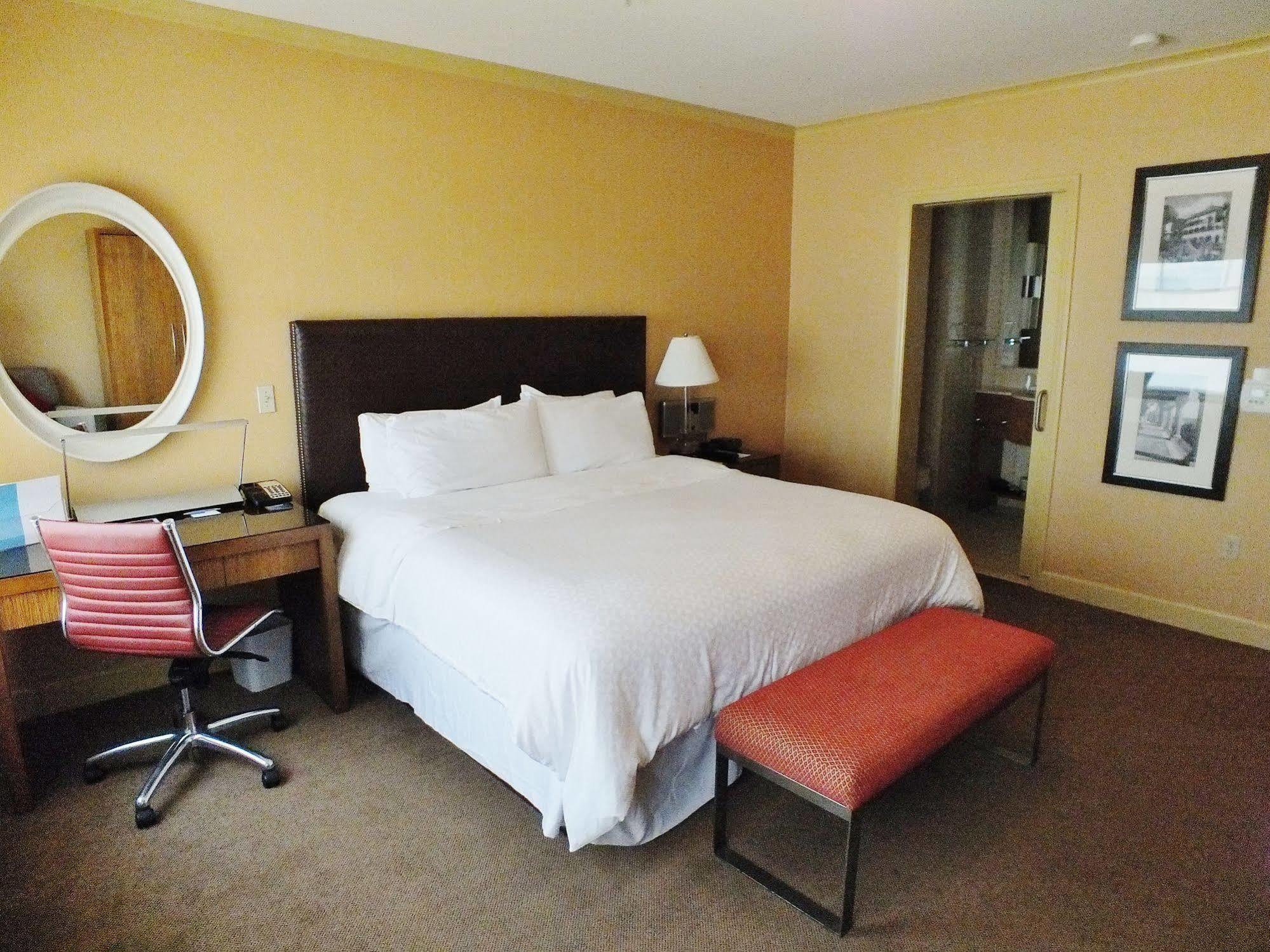 Four Points By Sheraton Downtown 3* São José