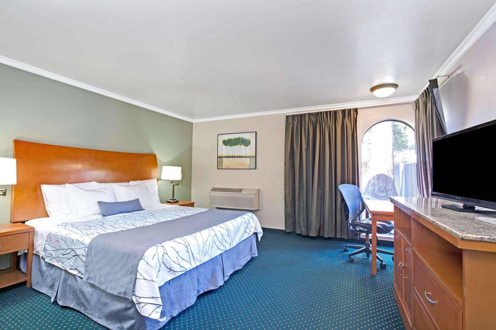 Hotel Days By Wyndham Convention Center San Jose