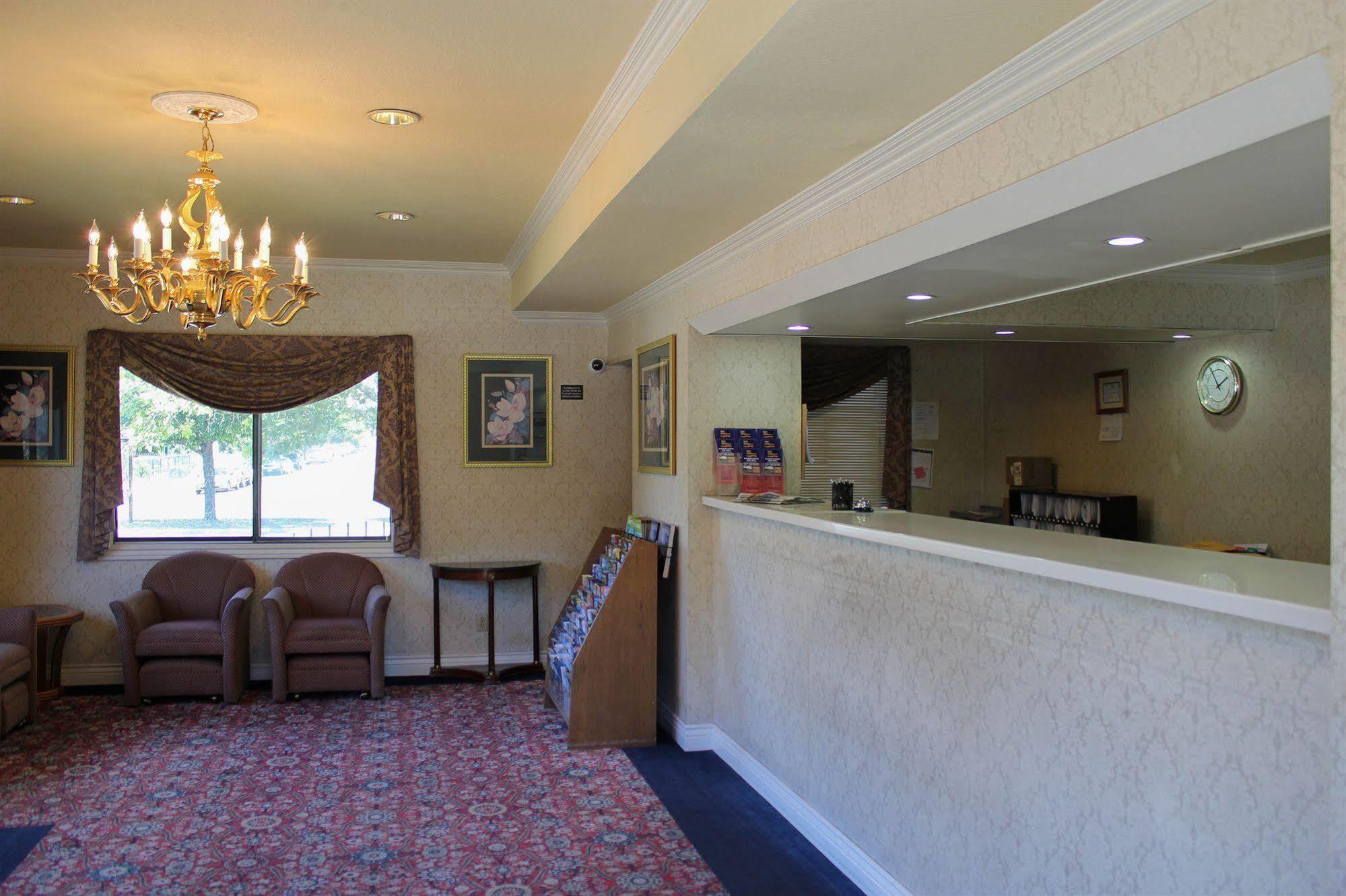 Signature Motel 3*