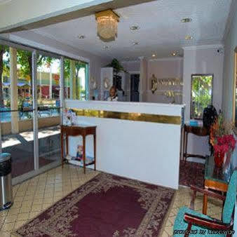 Caravelle Extended Motel 2*