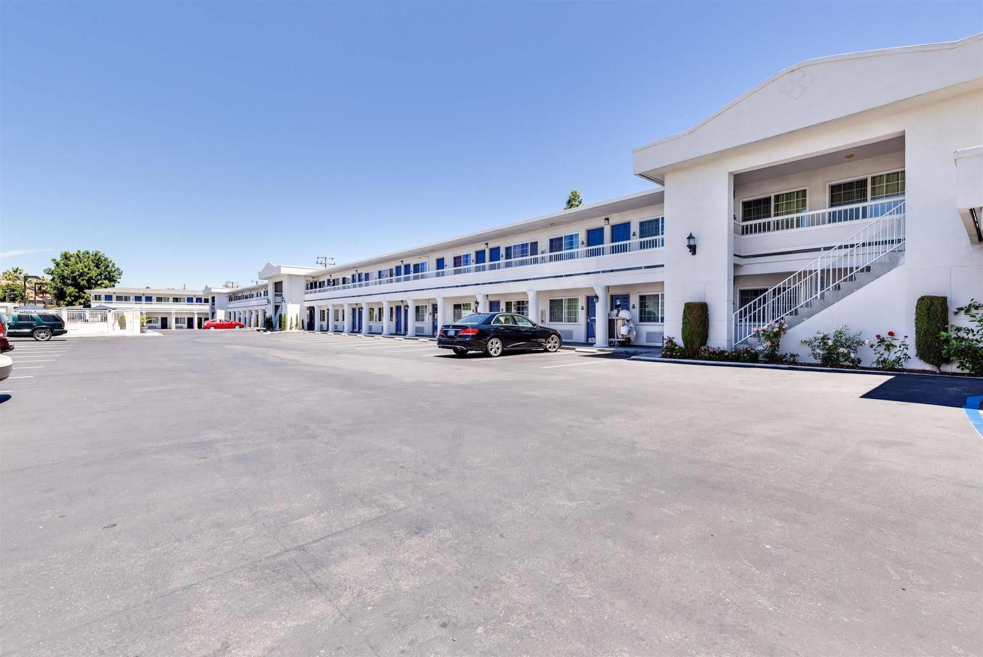 Hotel 6-san Jose, Ca - Convention Center 2*