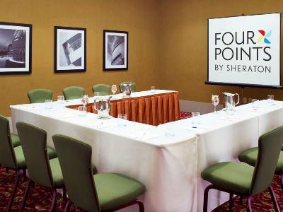 Four Points By Sheraton Downtown 3* São José