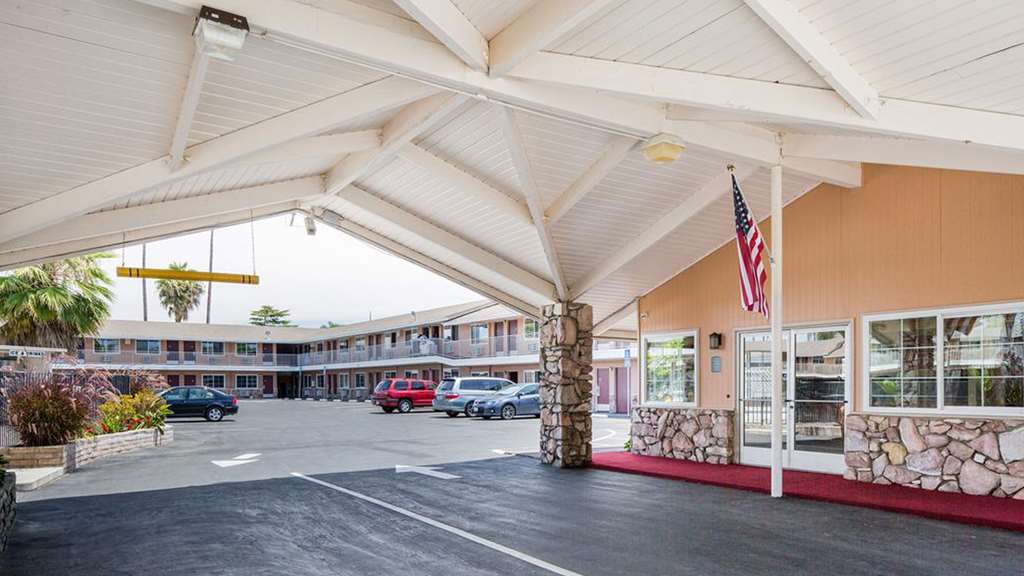 Airport Motel