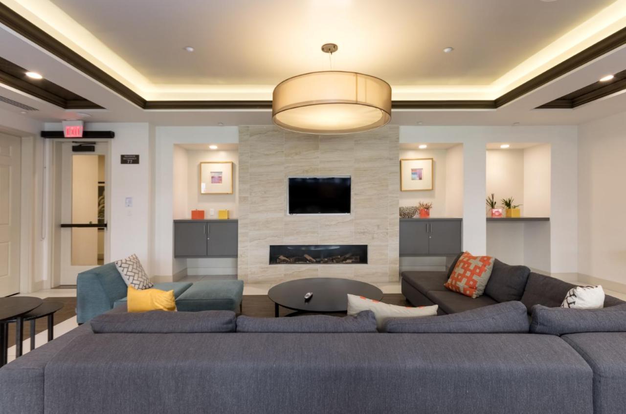 Global Luxury Suites At Epic Way Apartment *