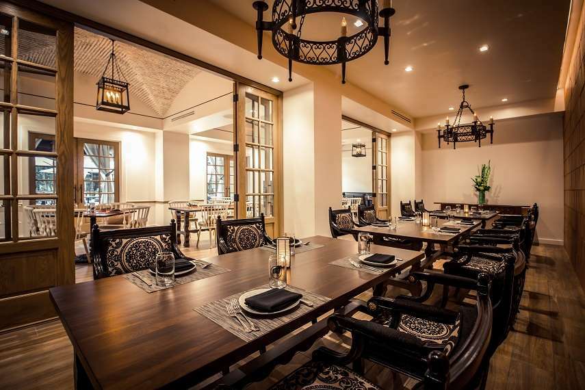 Valencia Santana Row 4* San Jose