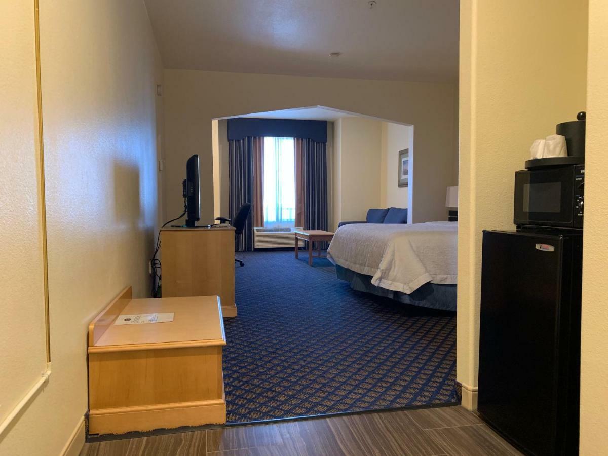 Hotel Hampton &