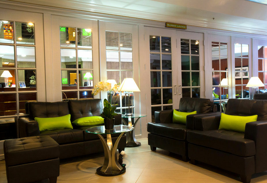 Hotel Wyndham Garden Airport 3*