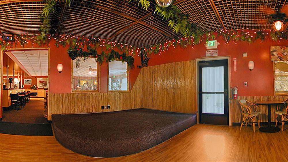 Wyndham Garden Airport 3*