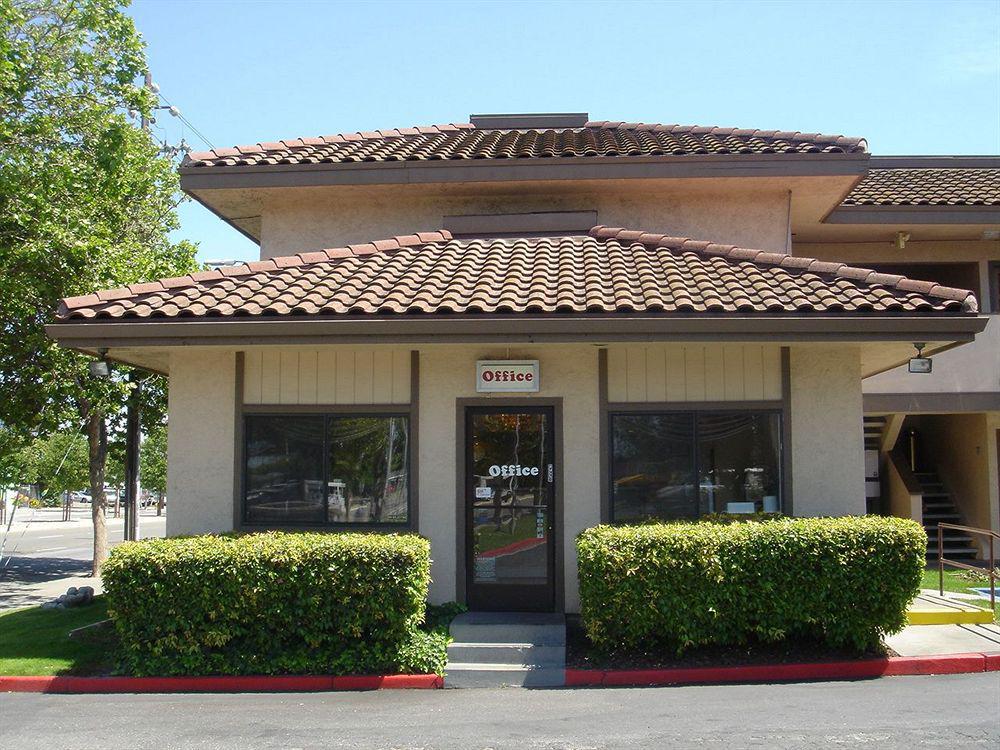 Signature Motel 3*