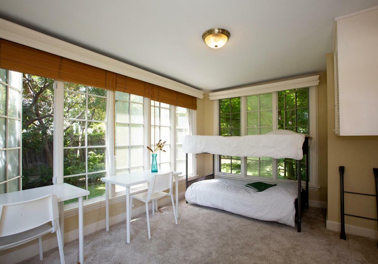 Hostel Mansion Startup House San Jose