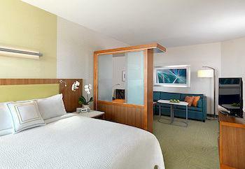 Springhill By Marriott Airport
