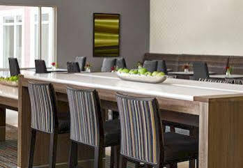 By Marriott Airport 4*