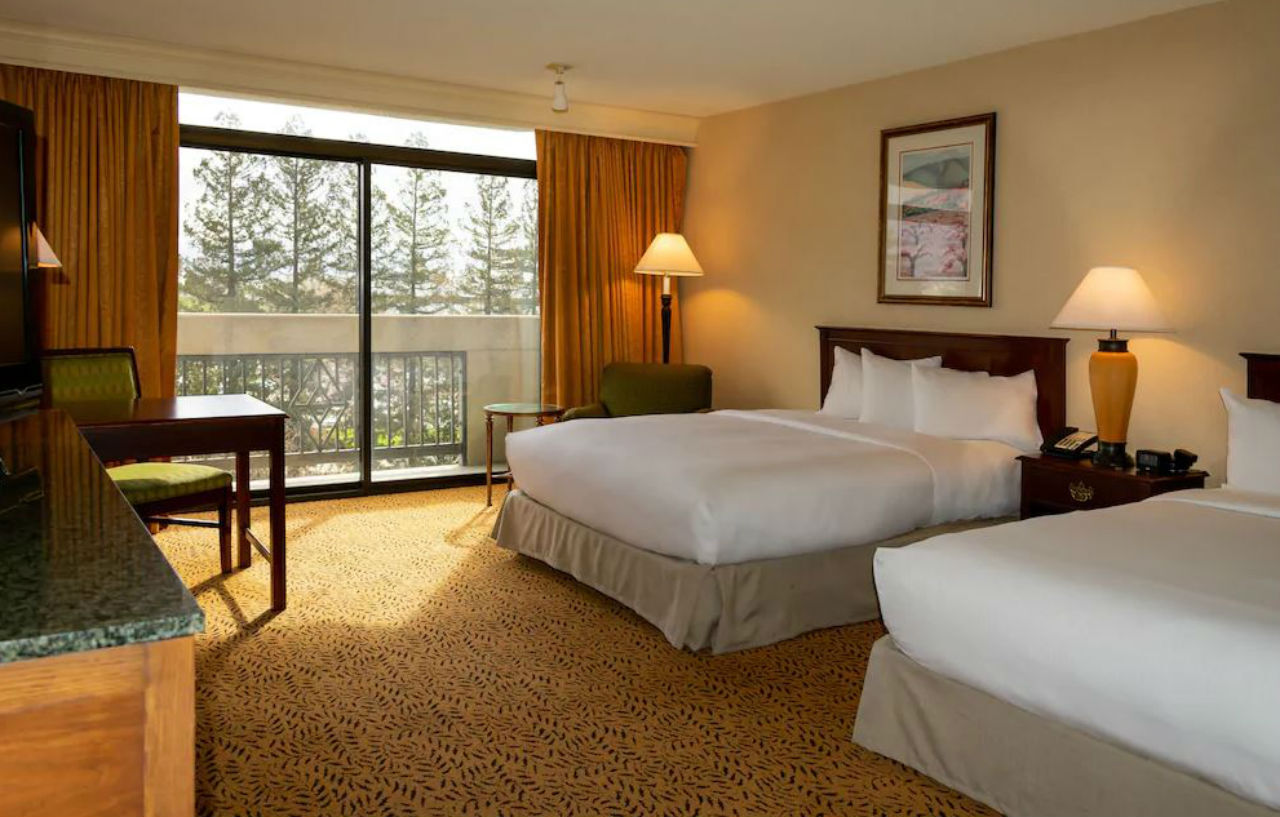 Doubletree By Hilton 4*