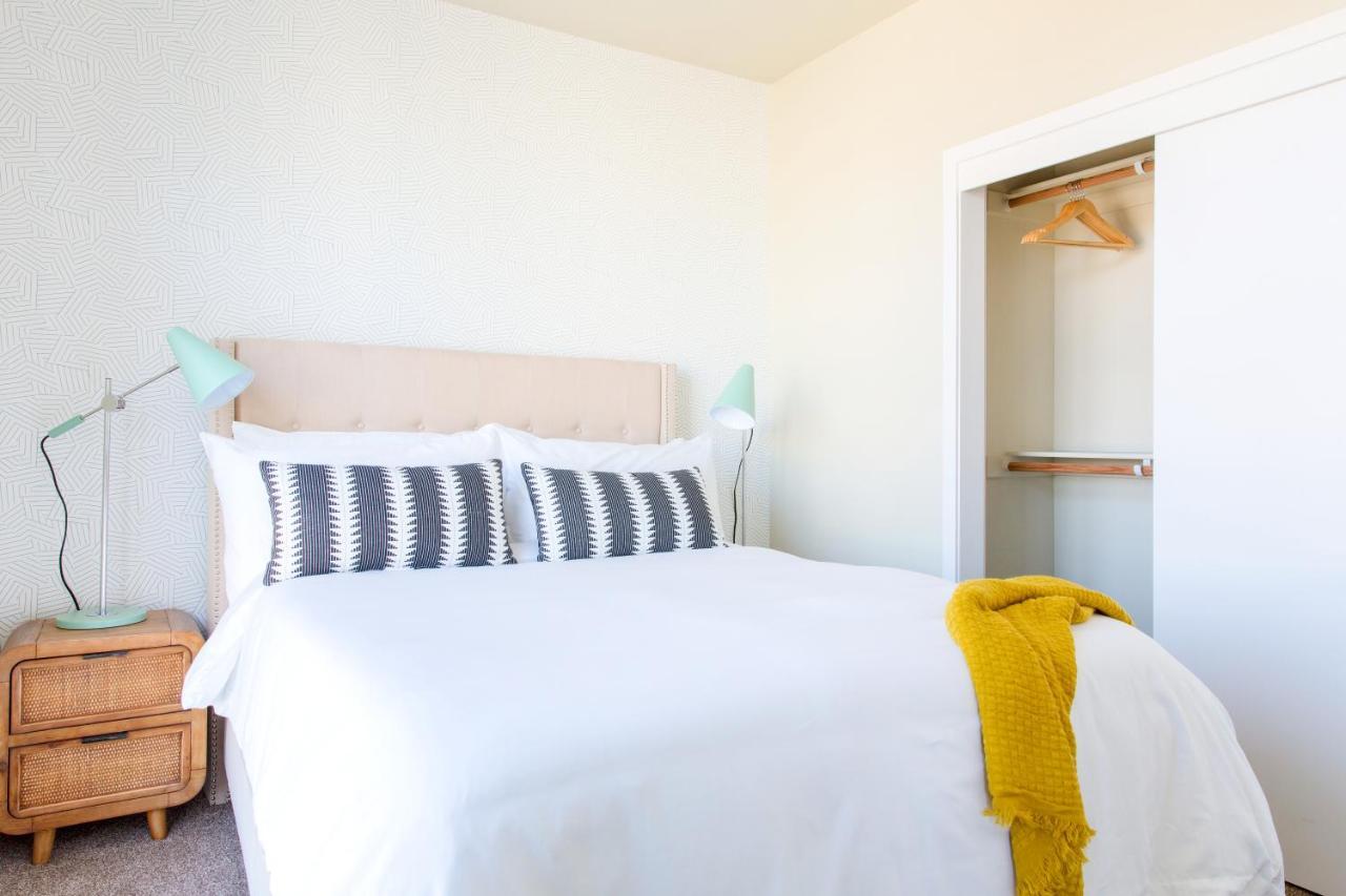 Aparthotel Sonder — Centerra